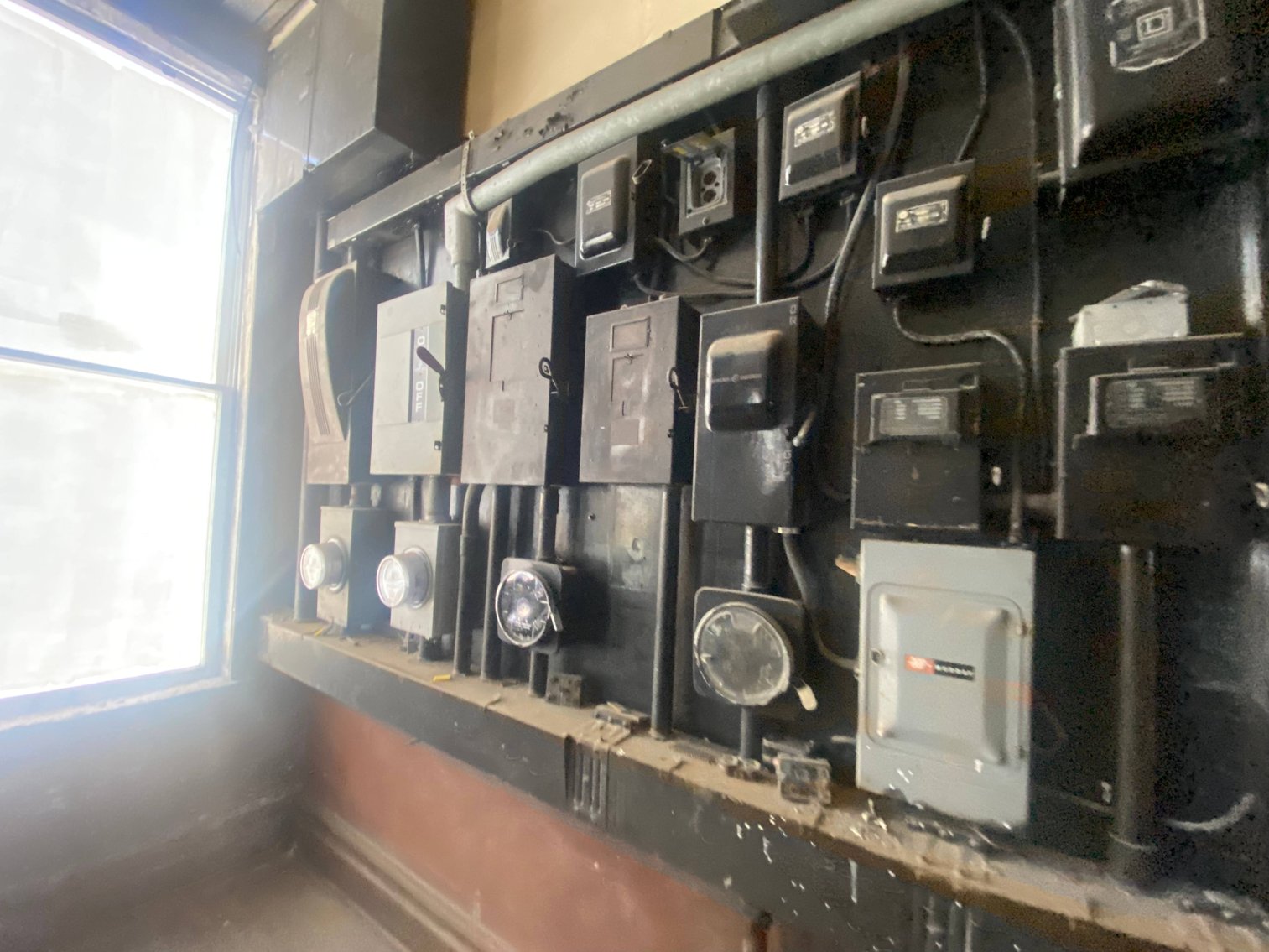 Image for SOLD $33,550 - Versatile Commercial Building in Downtown Kingwood