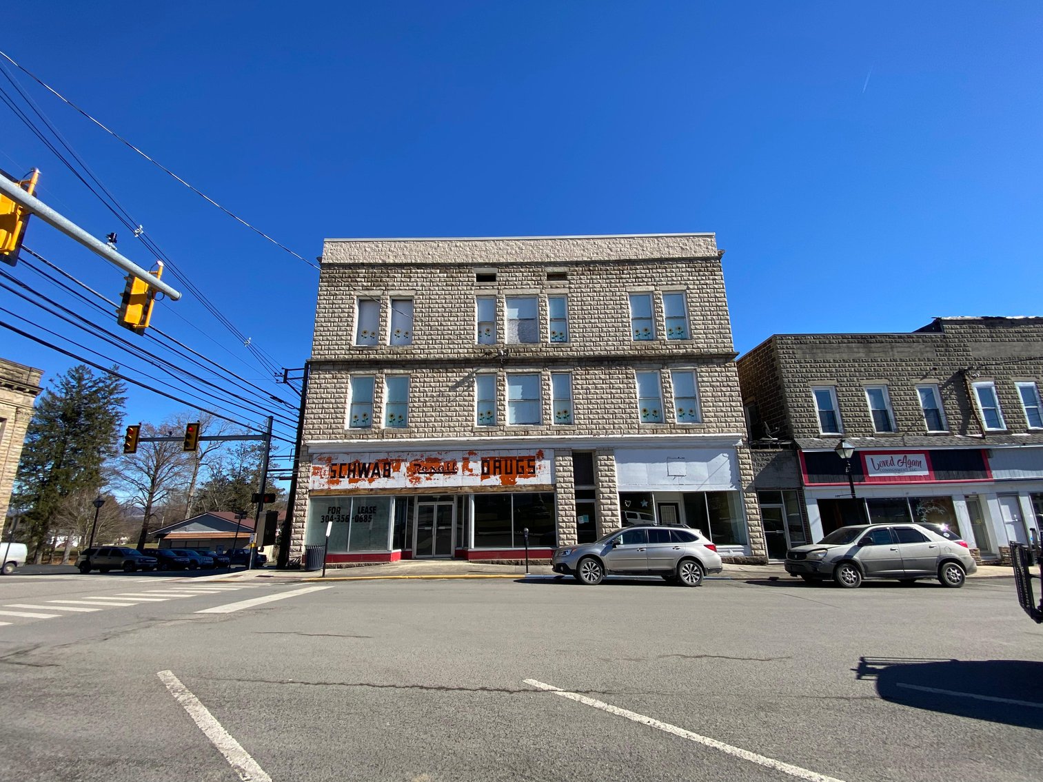 Image for SOLD $33,550 - Versatile Commercial Building in Downtown Kingwood