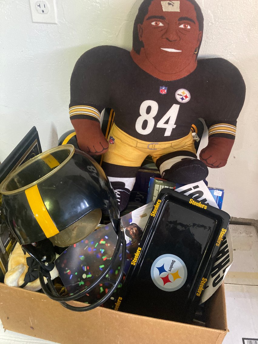 Image for Washington, PA - Lifelong Collection of Art, Memorabilia, and Household Items, and more!