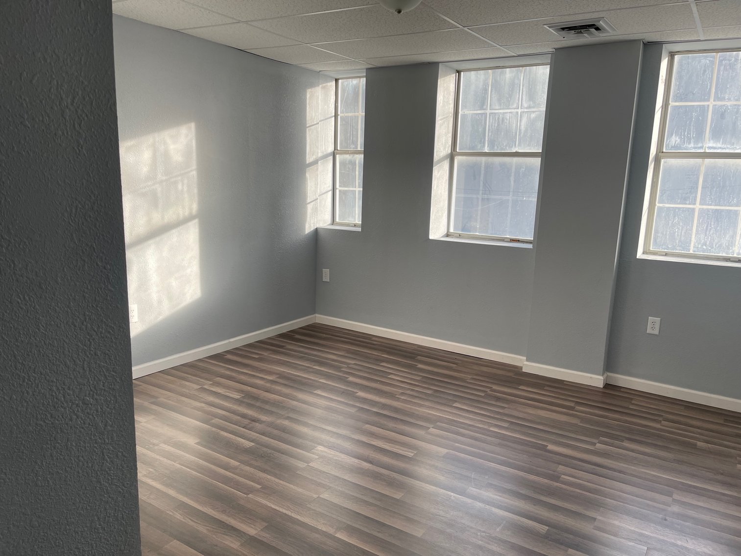 Image for SOLD $176,000 - 2 Commercial Store Fronts with Income Generating Apartment in Huntington