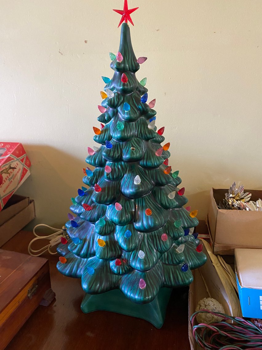 Image for Aleppo, PA – Estate of Helena Galentine: Military Uniforms & Collectibles, Antiques, Primitives, Jewelry, and More!