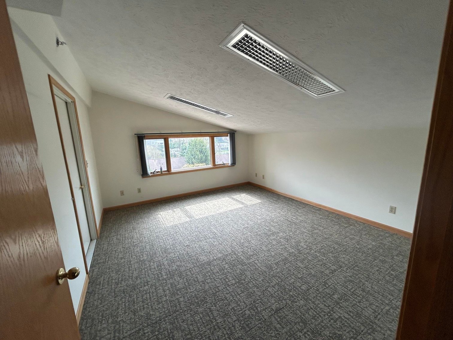 Image for SOLD $841,500 - Spacious Mixed-Use Building in Suncrest