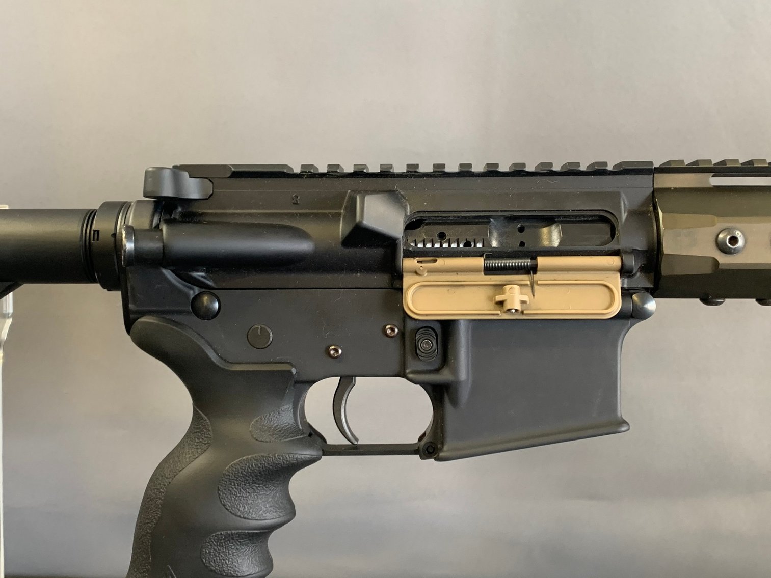 Image for Shinnston, WV – Guns, Gold and Platinum Coins, Silver Coins, Costume Jewelry, Silver Bars, Currency, Stamp Collections and More!