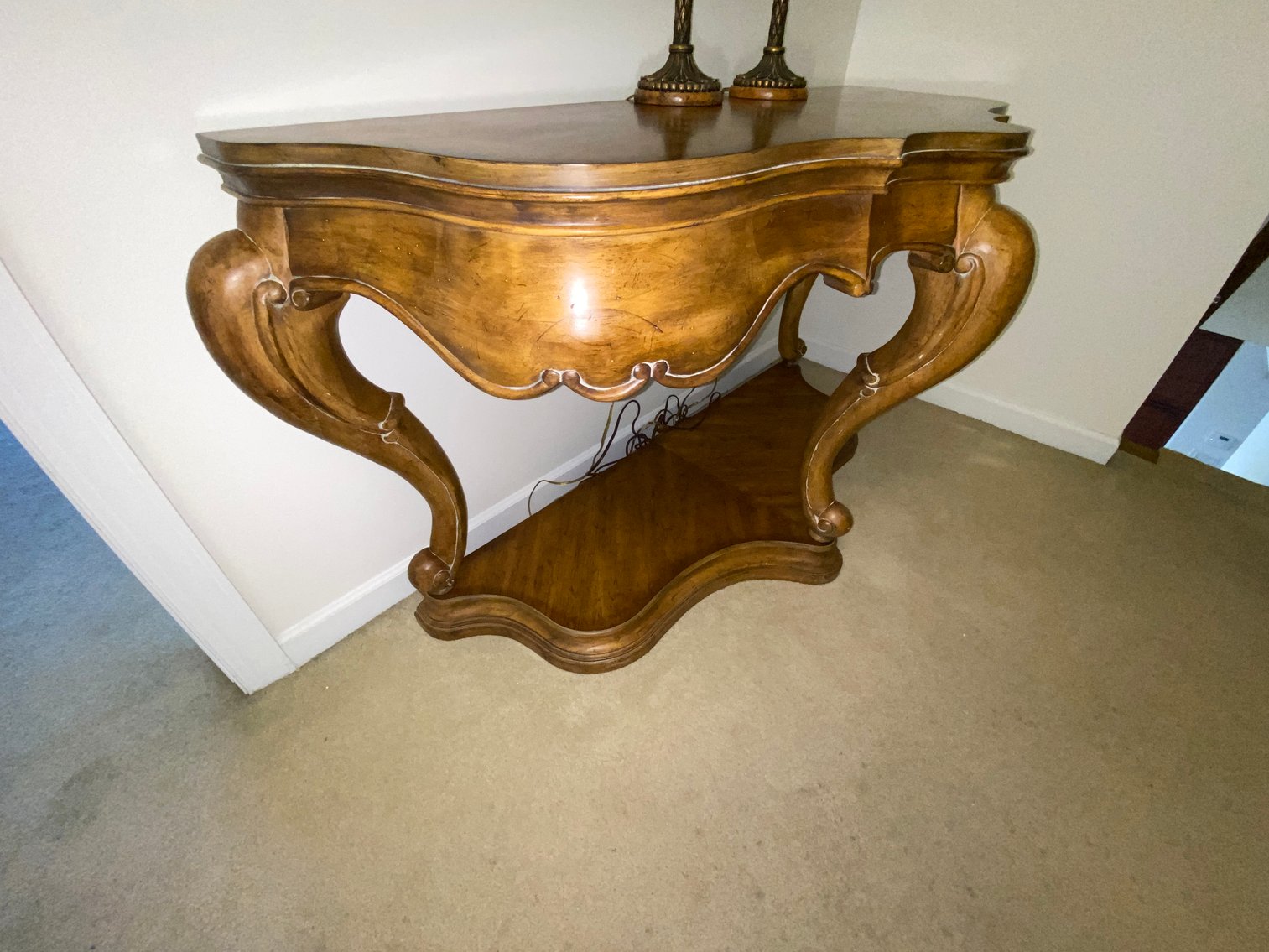 Image for Fairmont, WV – Quality & Modern Furniture, Household Goods, Electronics & Appliances, Exercise Equipment, Jewelry & Much More!