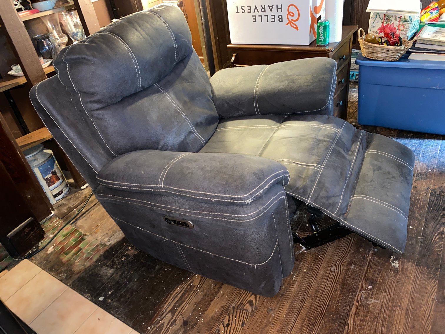 Image for Lost Creek, WV – Antique Tractor, Farm Equipment, Tools, Cast Iron, Vintage Toys & Much More!