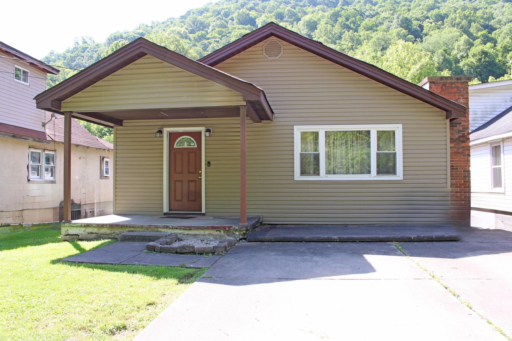 Image for SOLD $60,500 - 3 Bedroom Home in Charleston