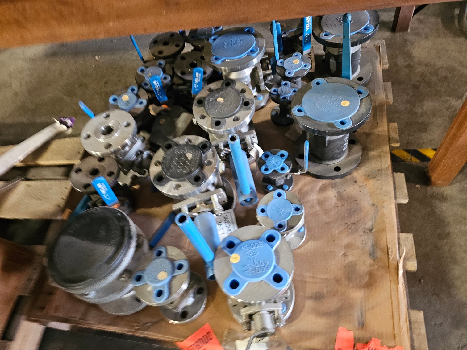 Image for St Albans, WV - Complete Business Liquidation of GSB Process: Band Saws, Shelving, Tools, Steel Shop Tables, and More!