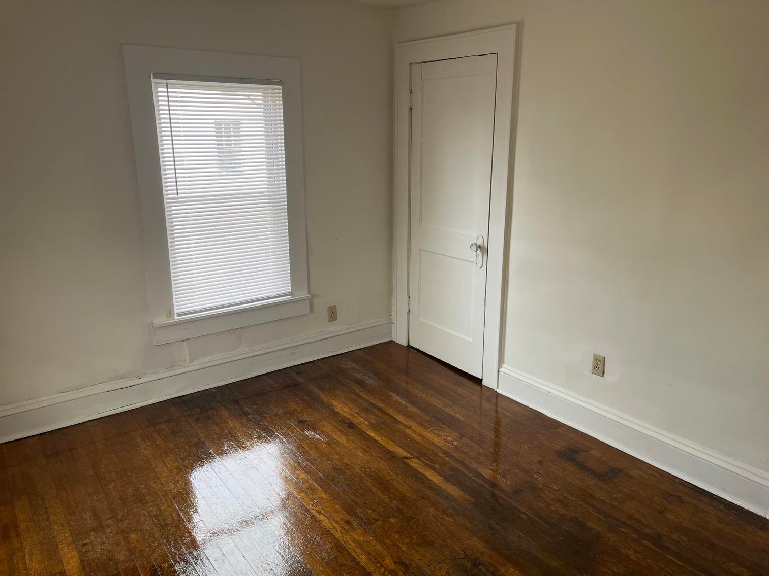 Image for SOLD $66,000 - Move-in Ready 3 Bedroom in Charleston