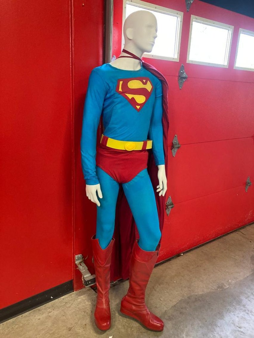 Image for Washington, PA – Day 1 of 8 – Fantastic Collection of Antiques and Collectibles