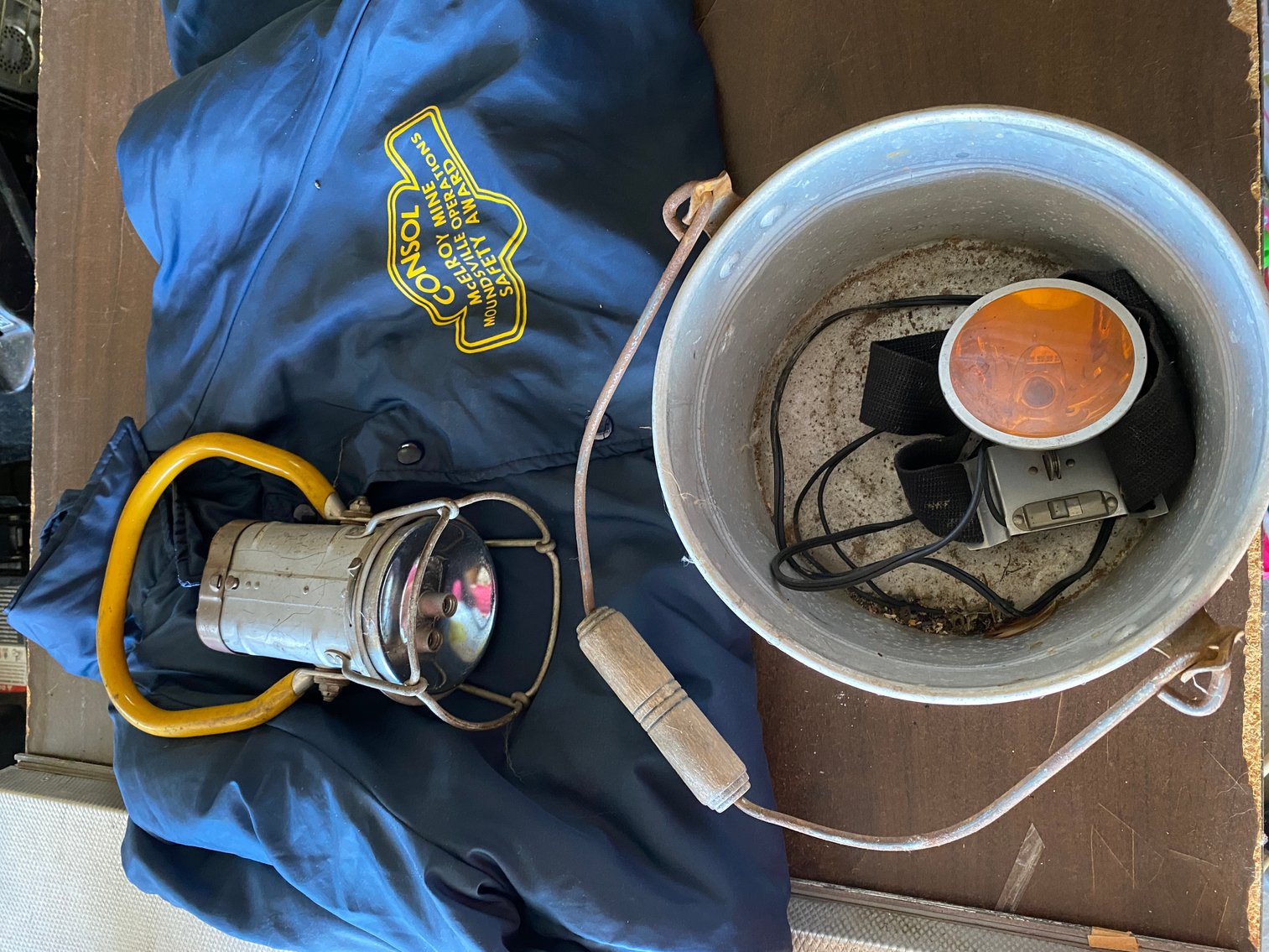 Image for Fairmont, WV – Furniture, Glassware, Household Décor, Craft Supplies, Pyrex and Kitchen Appliances, Camping Supplies and Much More!