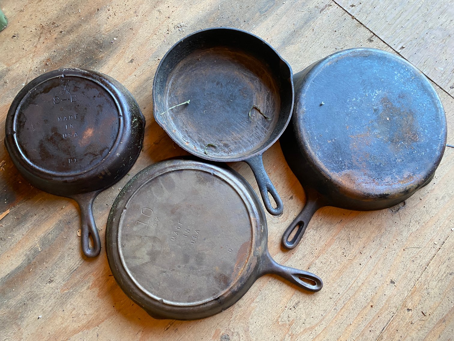 Image for Fairmont, WV – Furniture, Glassware, Household Décor, Craft Supplies, Pyrex and Kitchen Appliances, Camping Supplies and Much More!