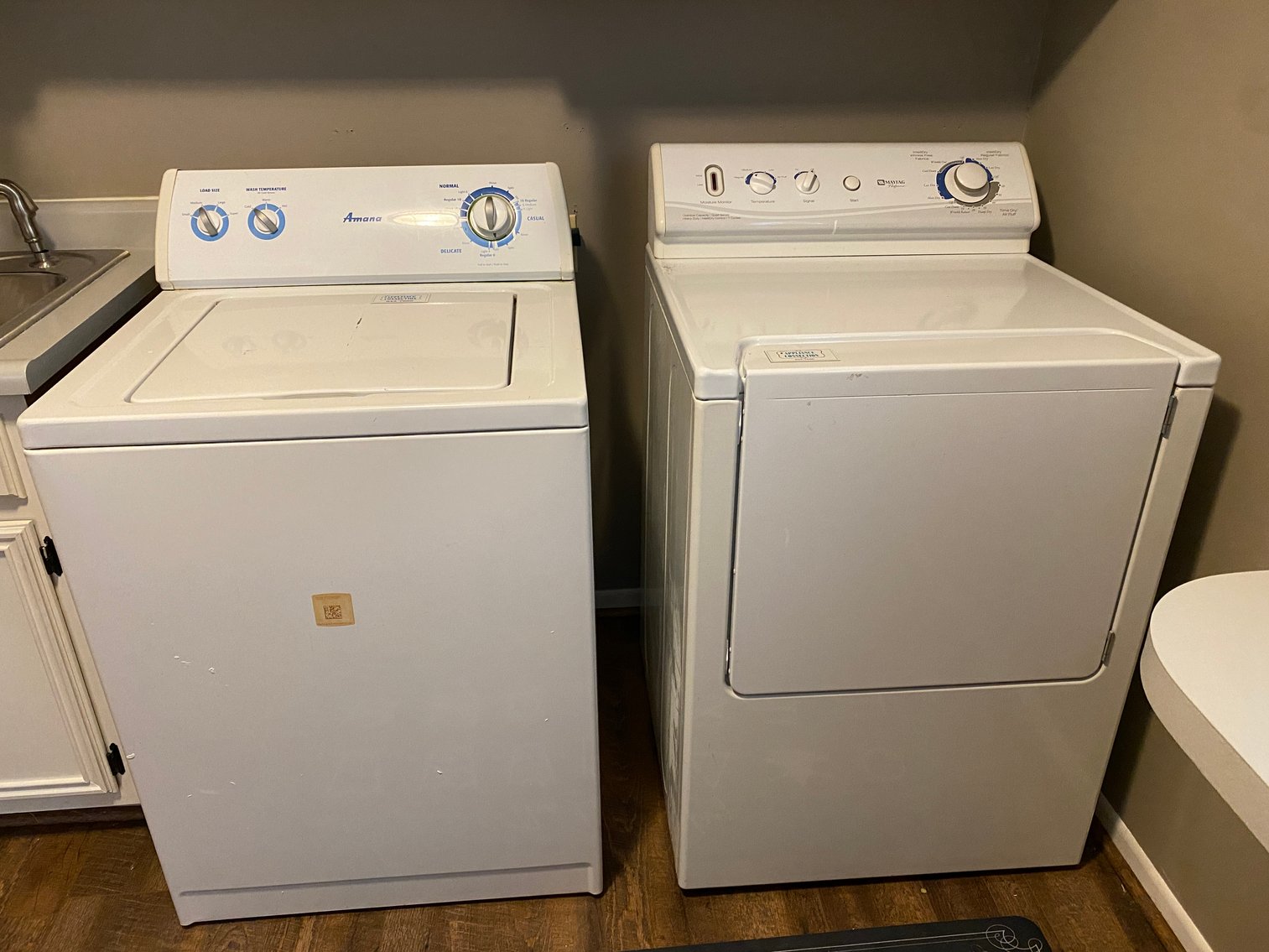 Image for Moundsville, WV—Estate of Betty Kestner Cecil: LIKE NEW Furniture, Sugar Creek Ohio Furniture, Household Décor, Outdoor Patio Furniture, Household Appliances, Mowers and Much More!