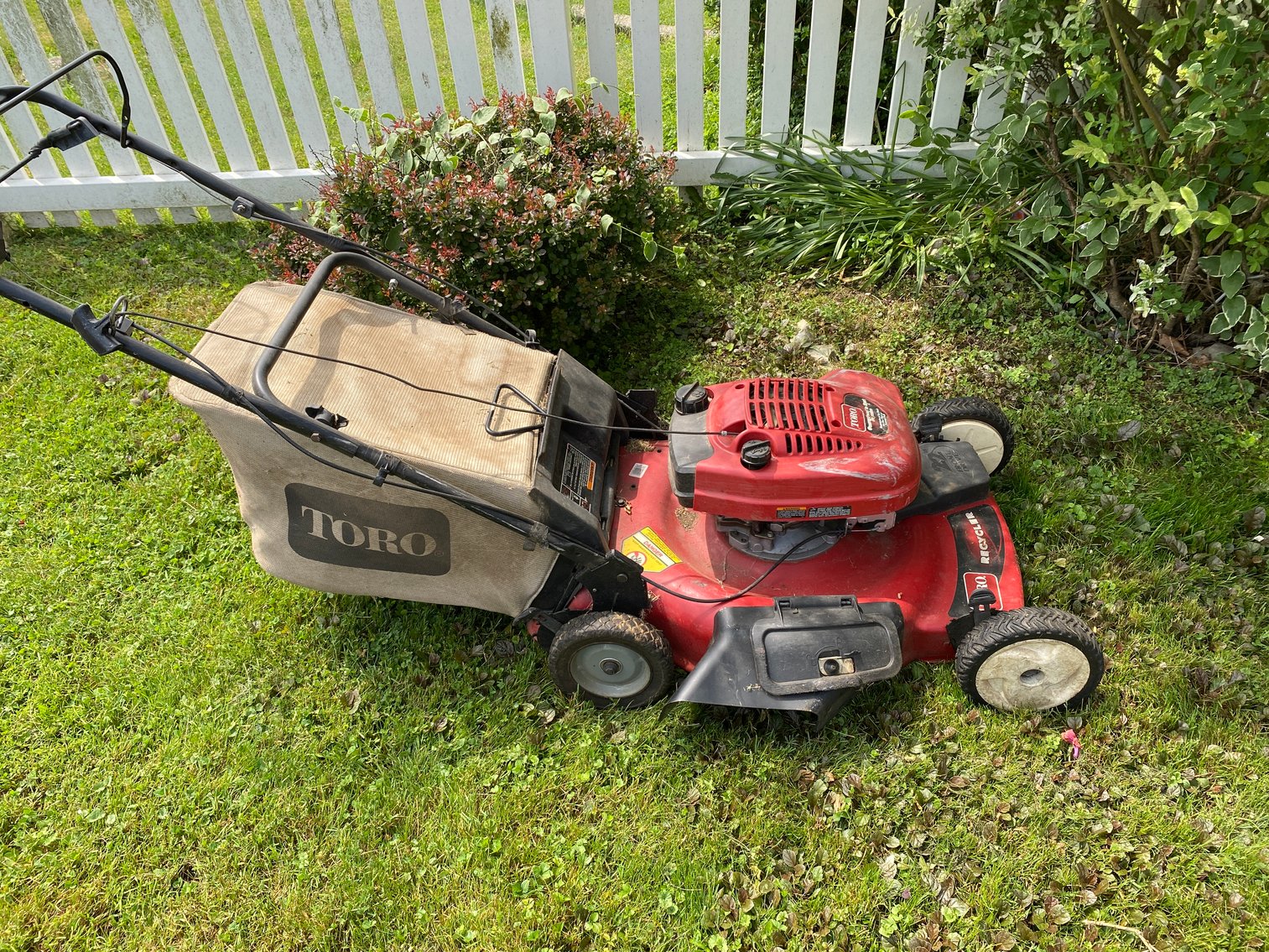 Image for Moundsville, WV—Estate of Betty Kestner Cecil: LIKE NEW Furniture, Sugar Creek Ohio Furniture, Household Décor, Outdoor Patio Furniture, Household Appliances, Mowers and Much More!