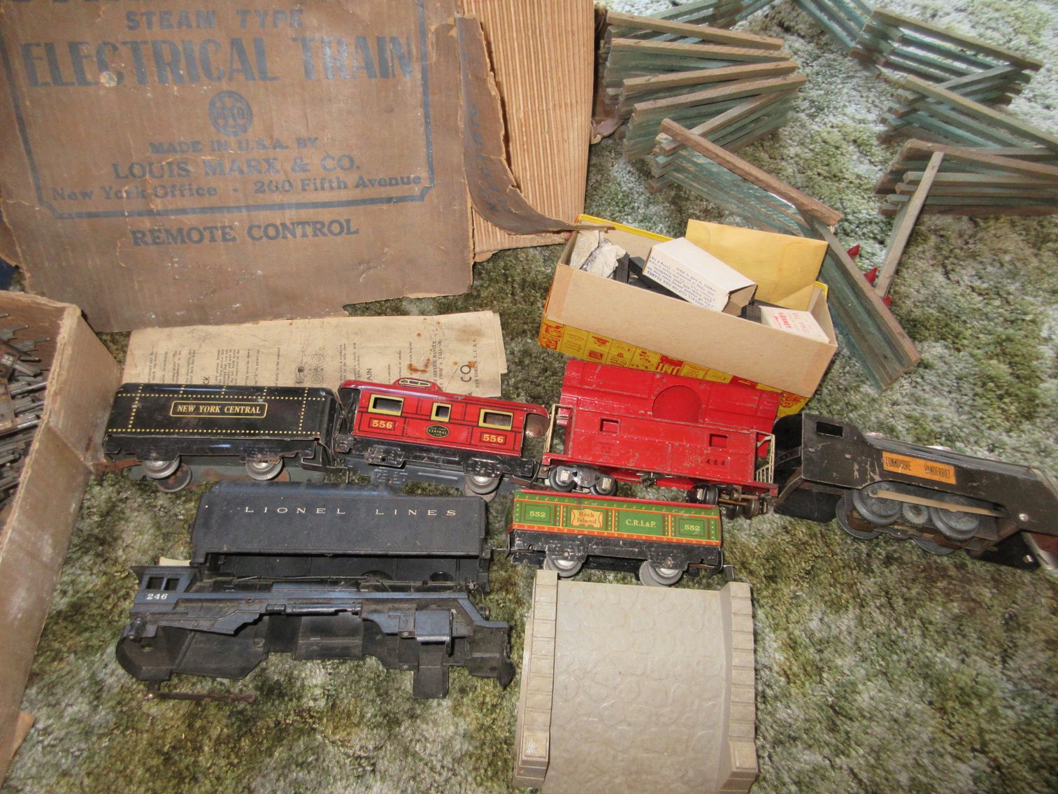 Image for Canonsburg, PA – Store Closing Auction! Tri-State Antiques: Glassware, Furniture, Framed Prints, Collectibles, and More!