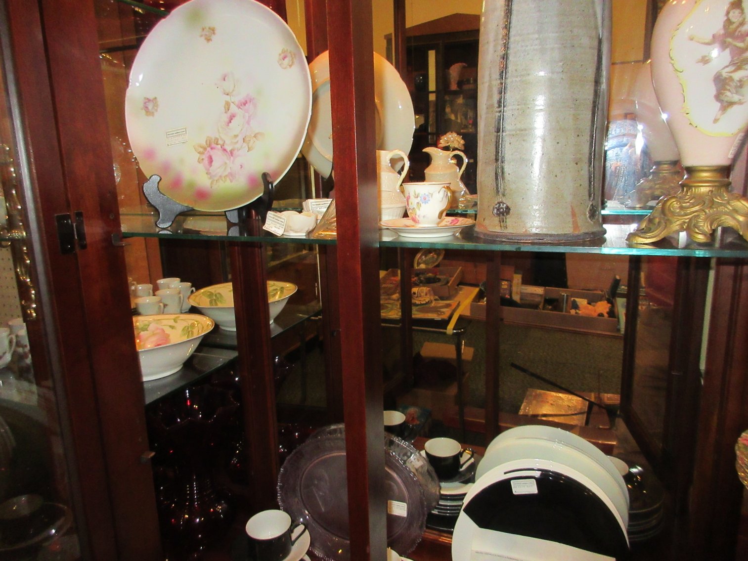 Image for Canonsburg, PA – Store Closing Auction! Tri-State Antiques: Glassware, Furniture, Framed Prints, Collectibles, and More!