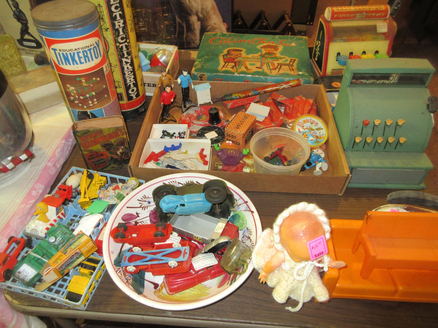 Image for Canonsburg, PA – Store Closing Auction! Tri-State Antiques: Glassware, Furniture, Framed Prints, Collectibles, and More!