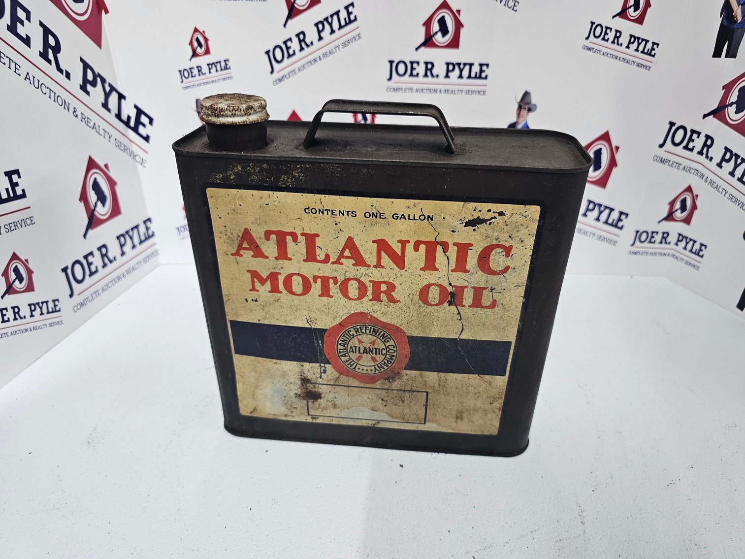 Image for Belpre, OH – Day 1 of 2: Retirement Auction! Antique and Classic Cars, Nostalgic Gas Pumps, Porcelain Signs, Pinball Machines, Jukeboxes, Pop Machines, Vintage Petroleum Collection and more!   
