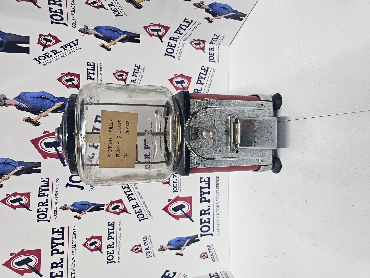 Image for Belpre, OH – Day 1 of 2: Retirement Auction! Antique and Classic Cars, Nostalgic Gas Pumps, Porcelain Signs, Pinball Machines, Jukeboxes, Pop Machines, Vintage Petroleum Collection and more!   