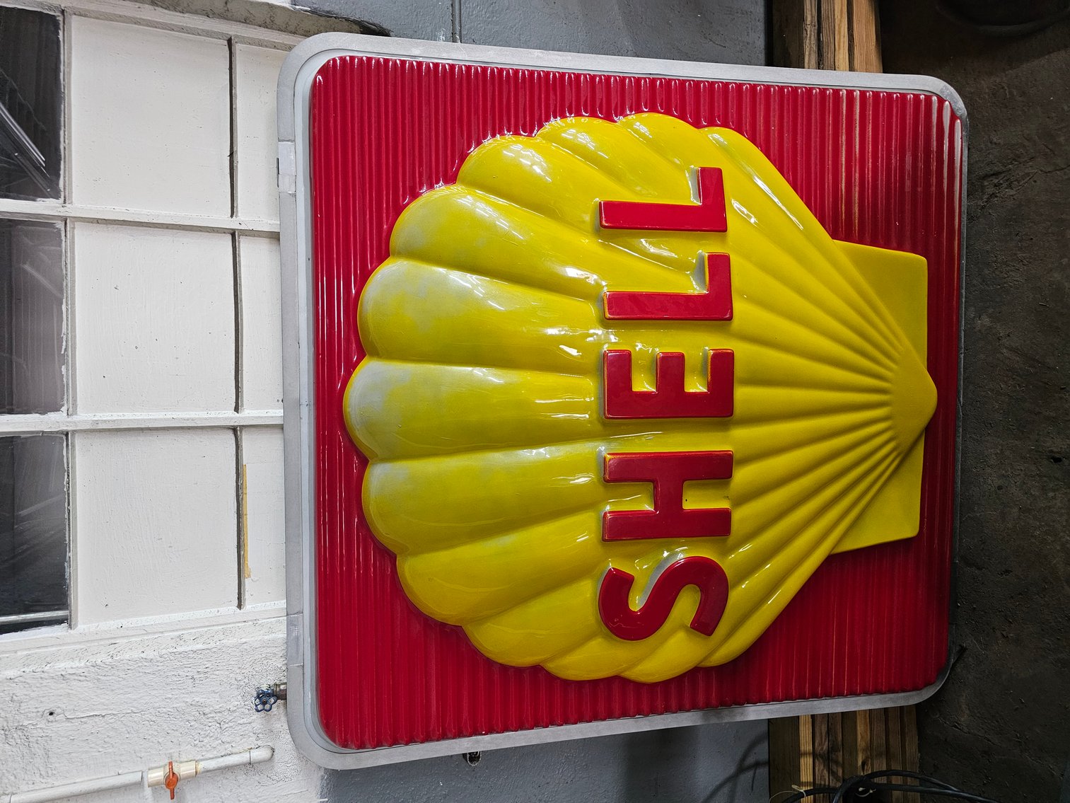 Image for Belpre, OH – Day 1 of 2: Retirement Auction! Antique and Classic Cars, Nostalgic Gas Pumps, Porcelain Signs, Pinball Machines, Jukeboxes, Pop Machines, Vintage Petroleum Collection and more!   