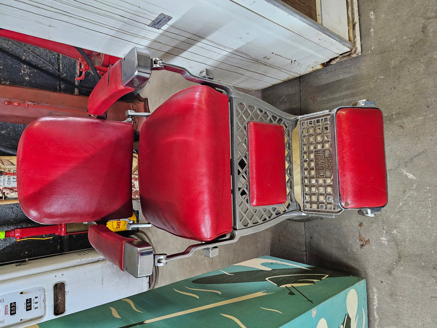 Image for Belpre, OH – Day 1 of 2: Retirement Auction! Antique and Classic Cars, Nostalgic Gas Pumps, Porcelain Signs, Pinball Machines, Jukeboxes, Pop Machines, Vintage Petroleum Collection and more!   