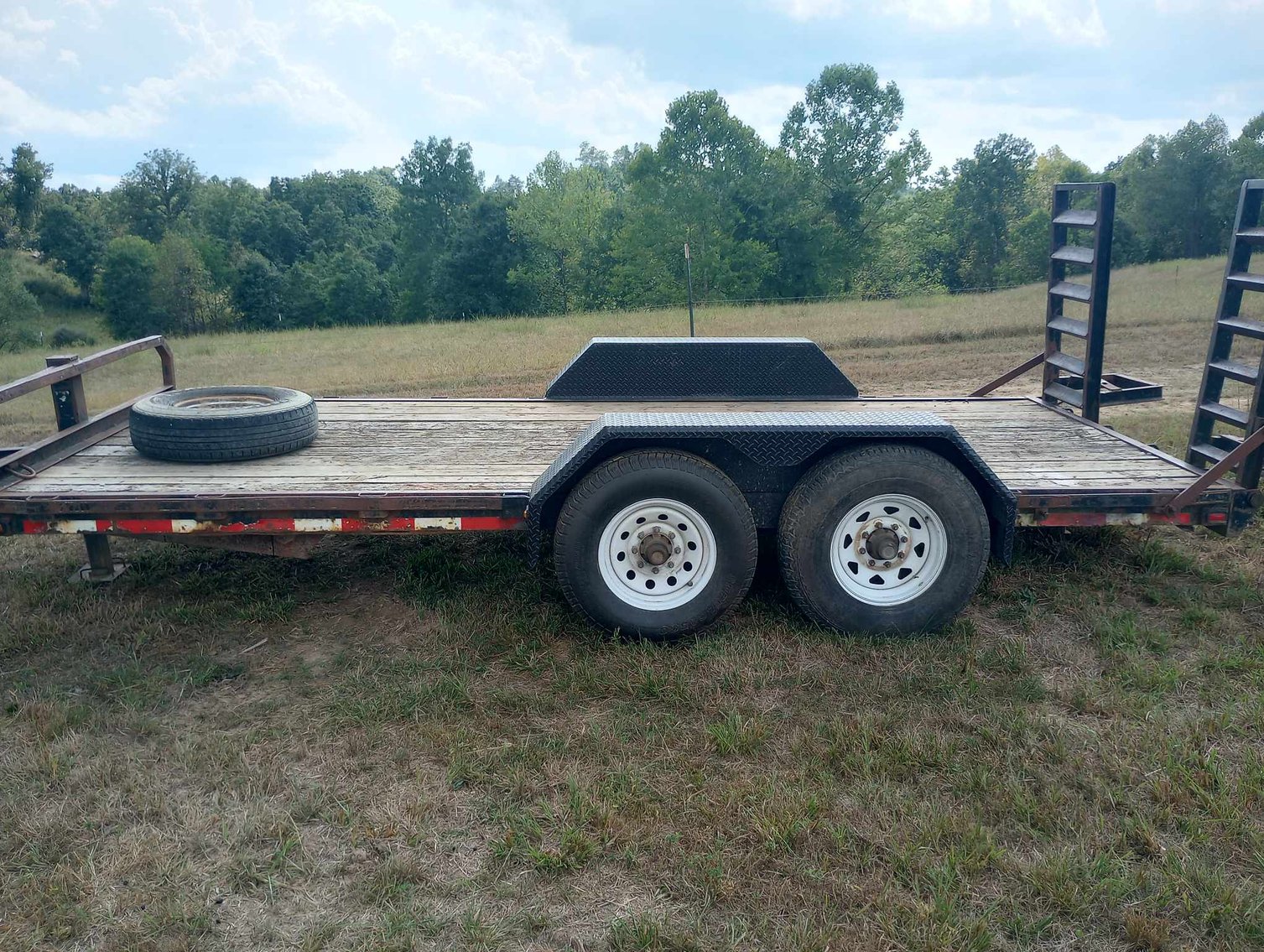 Image for Belpre, OH – Day 1 of 2: Retirement Auction! Antique and Classic Cars, Nostalgic Gas Pumps, Porcelain Signs, Pinball Machines, Jukeboxes, Pop Machines, Vintage Petroleum Collection and more!   