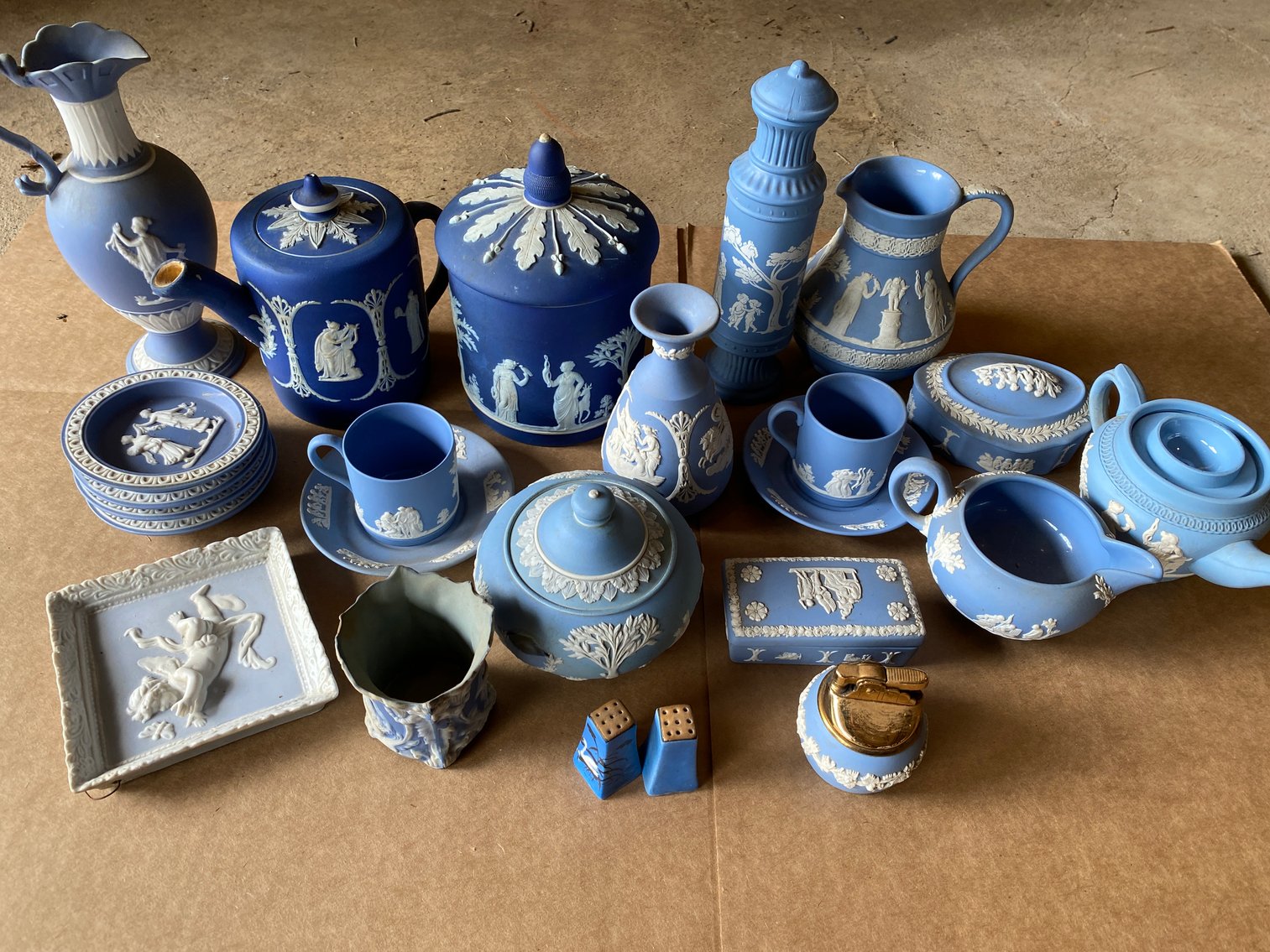 Image for Shinnston, WV – John Deere Dozer, Kubota Tractor, Woodworking Equipment, Antiques and Collectibles, Musical Instruments and Much More!