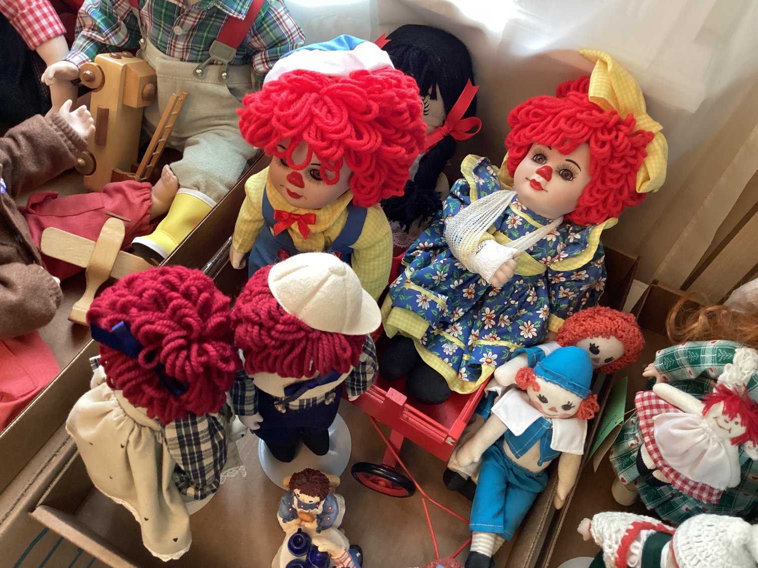 Image for Houston, PA – Massive Doll Collection, Boyds Bears, Antique Furniture, Stoneware, Christmas Décor and Much More!