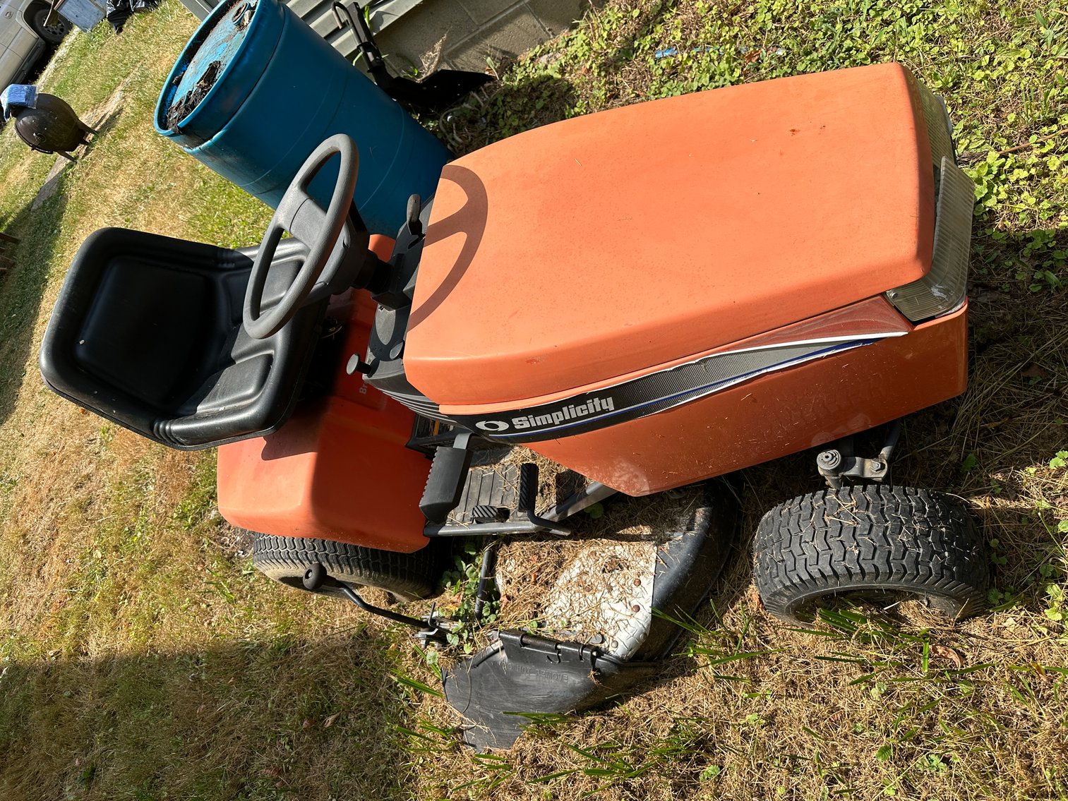 Image for Wayne, WV – Vehicles, McCoy Pottery, Cast Iron Pans, Furniture, Tools and Much More!