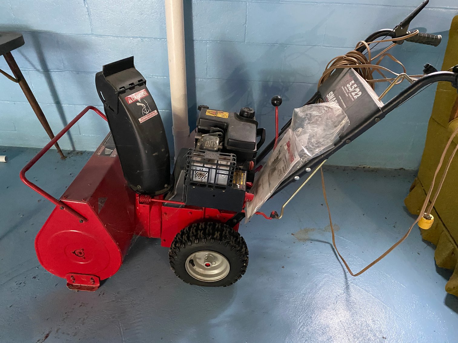 Image for Claysville, PA – 1999 Dodge Dakota, Hand Tools, Machinist Tools, Lawn Equipment, Household Furnishings and More!