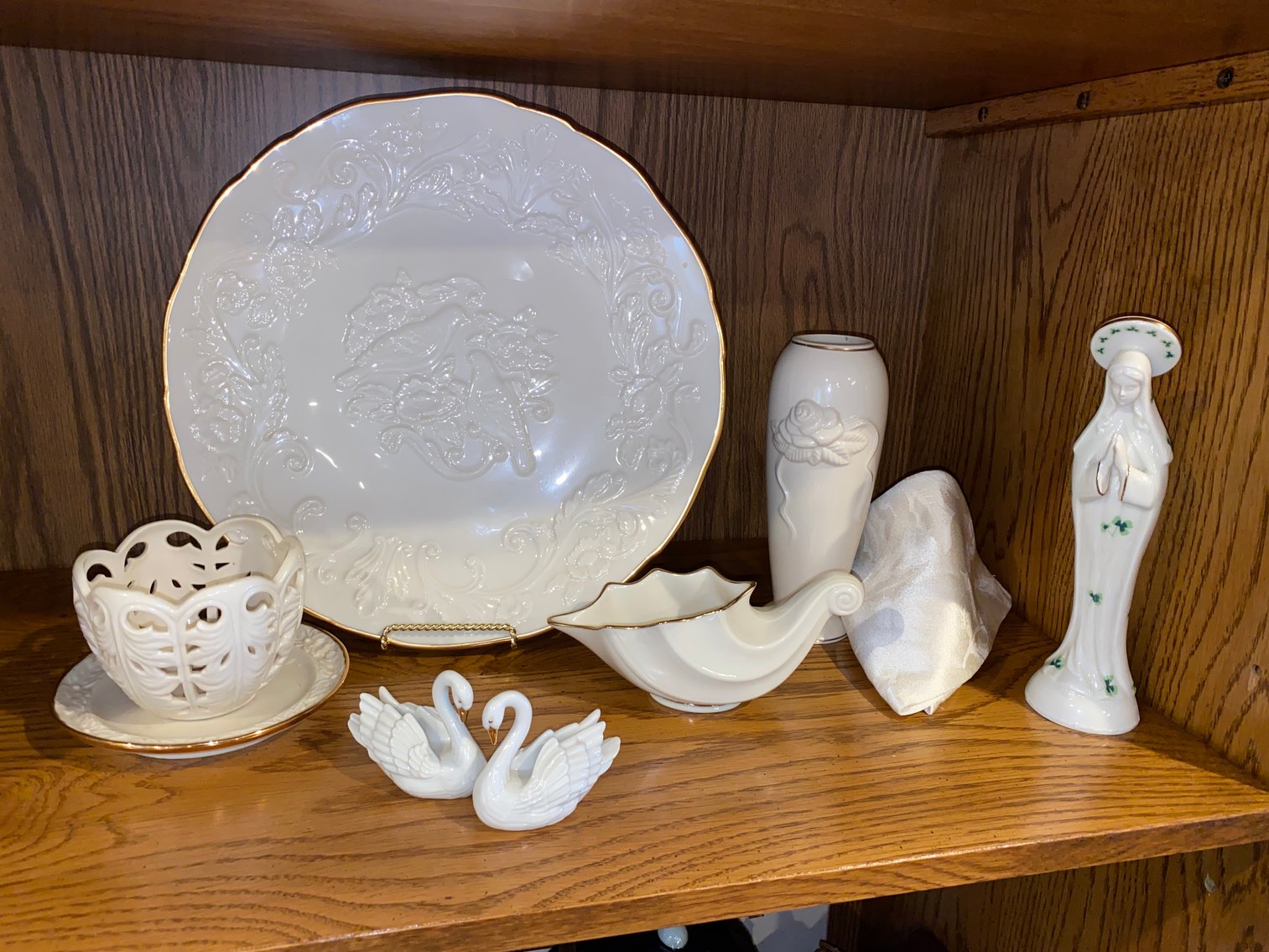 Image for Morgantown, WV – Estate of Brent Robinson: Furniture, Glassware & Household Items, and Much More!