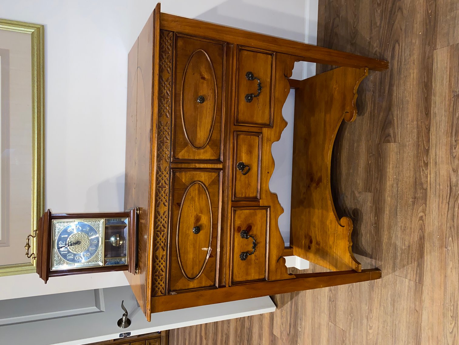 Image for Morgantown, WV – Estate of Brent Robinson: Furniture, Glassware & Household Items, and Much More!