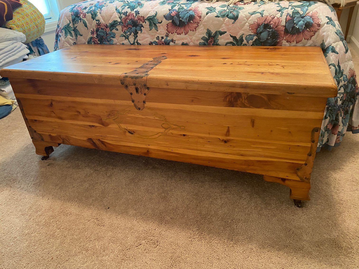 Image for Morgantown, WV – Estate of Brent Robinson: Furniture, Glassware & Household Items, and Much More!