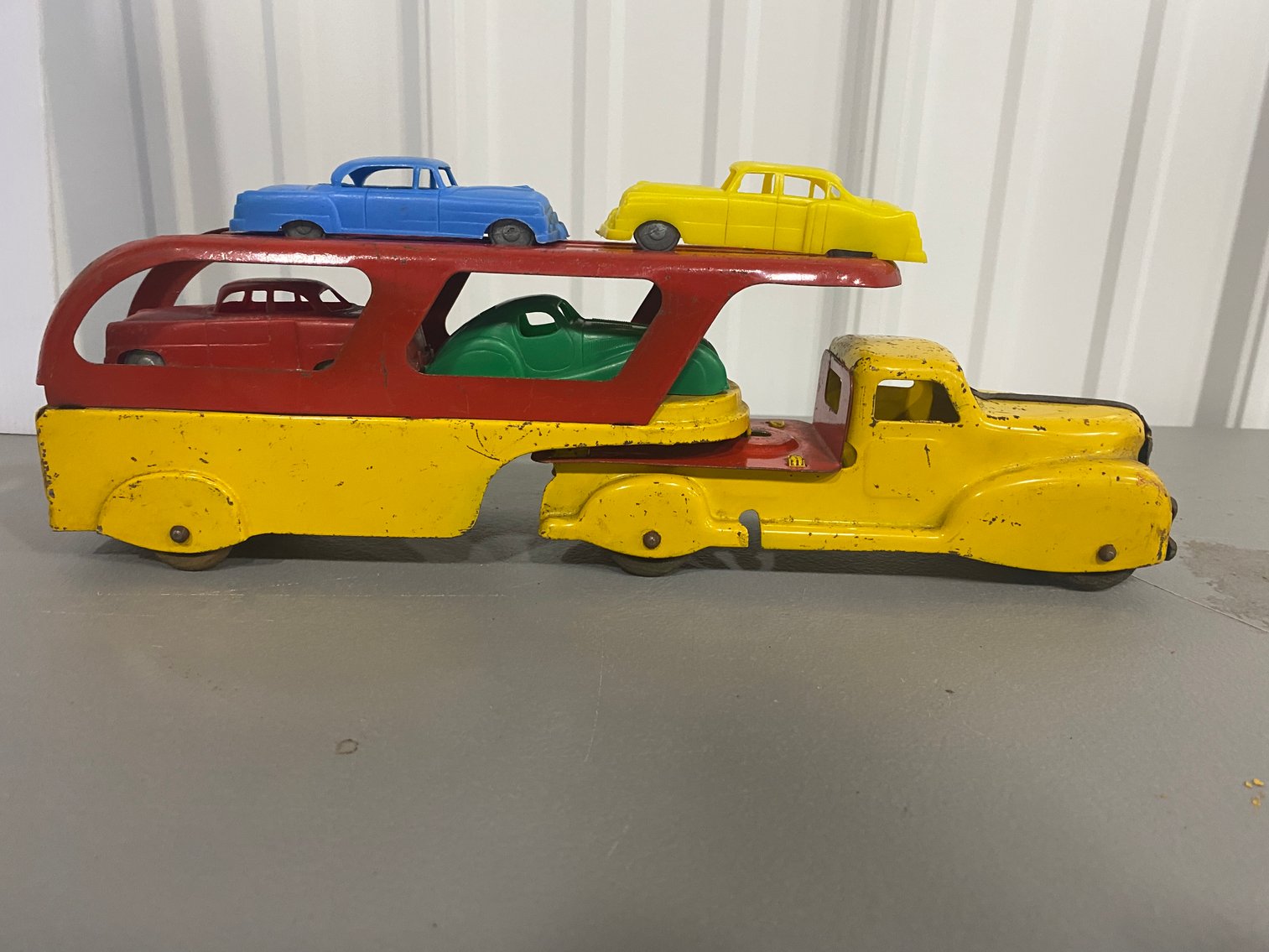 Image for Shinnston, WV – Online Only 400 Lots: Antiques, Collectibles, Tractors, Boats, Tools, Household and More!