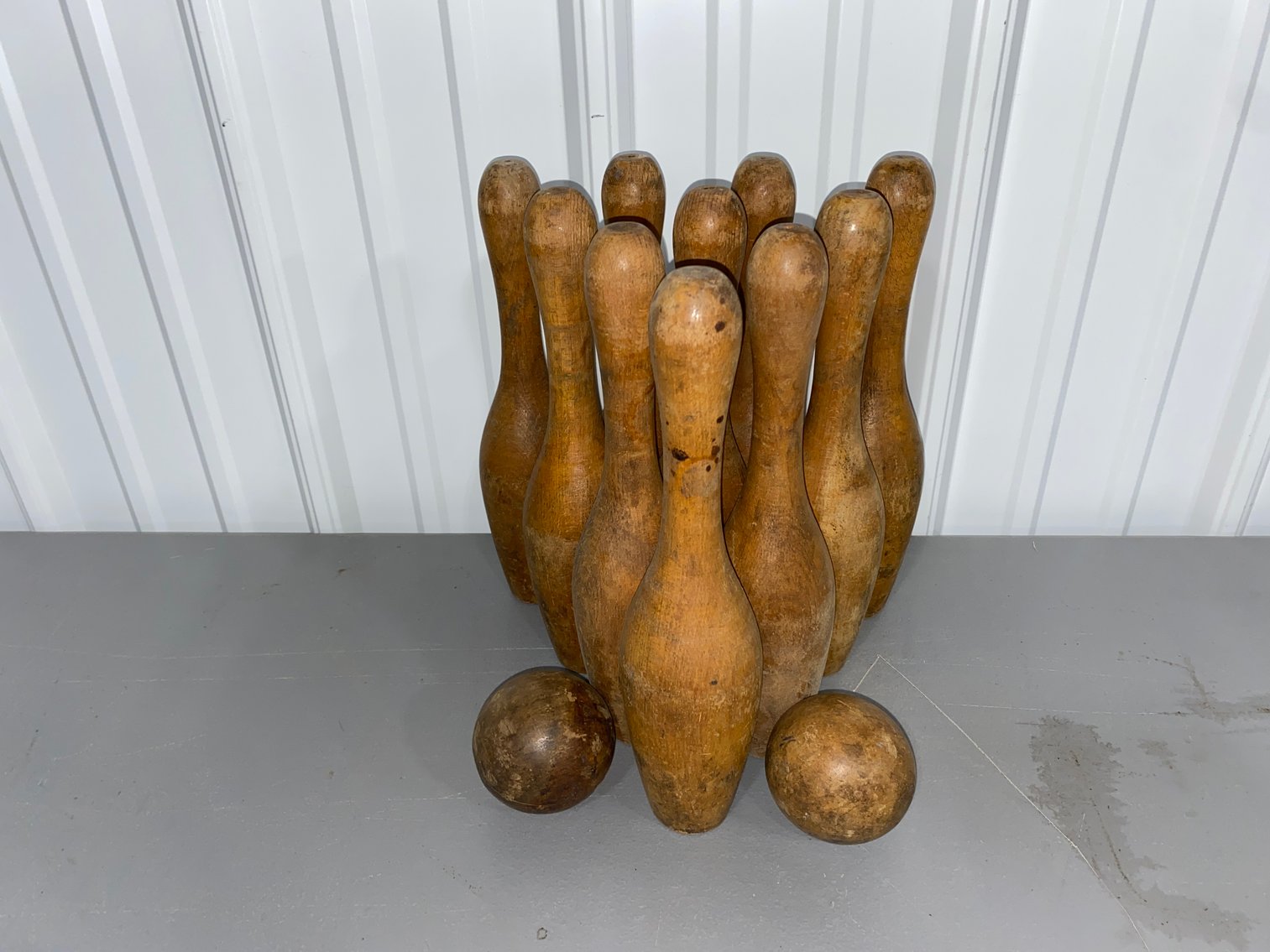 Image for Shinnston, WV – Online Only 400 Lots: Antiques, Collectibles, Tractors, Boats, Tools, Household and More!