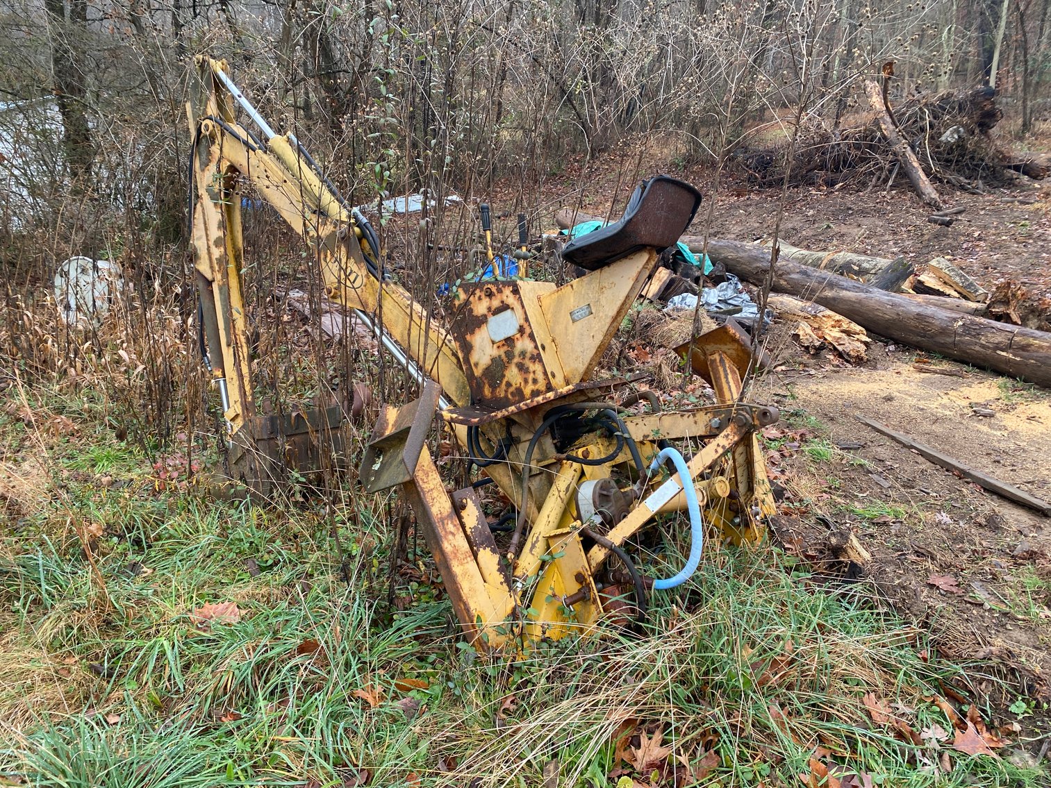 Image for Grafton, WV -- John Deere Tractor, Antiques, License Plates, Advertising Signs, and Much More!