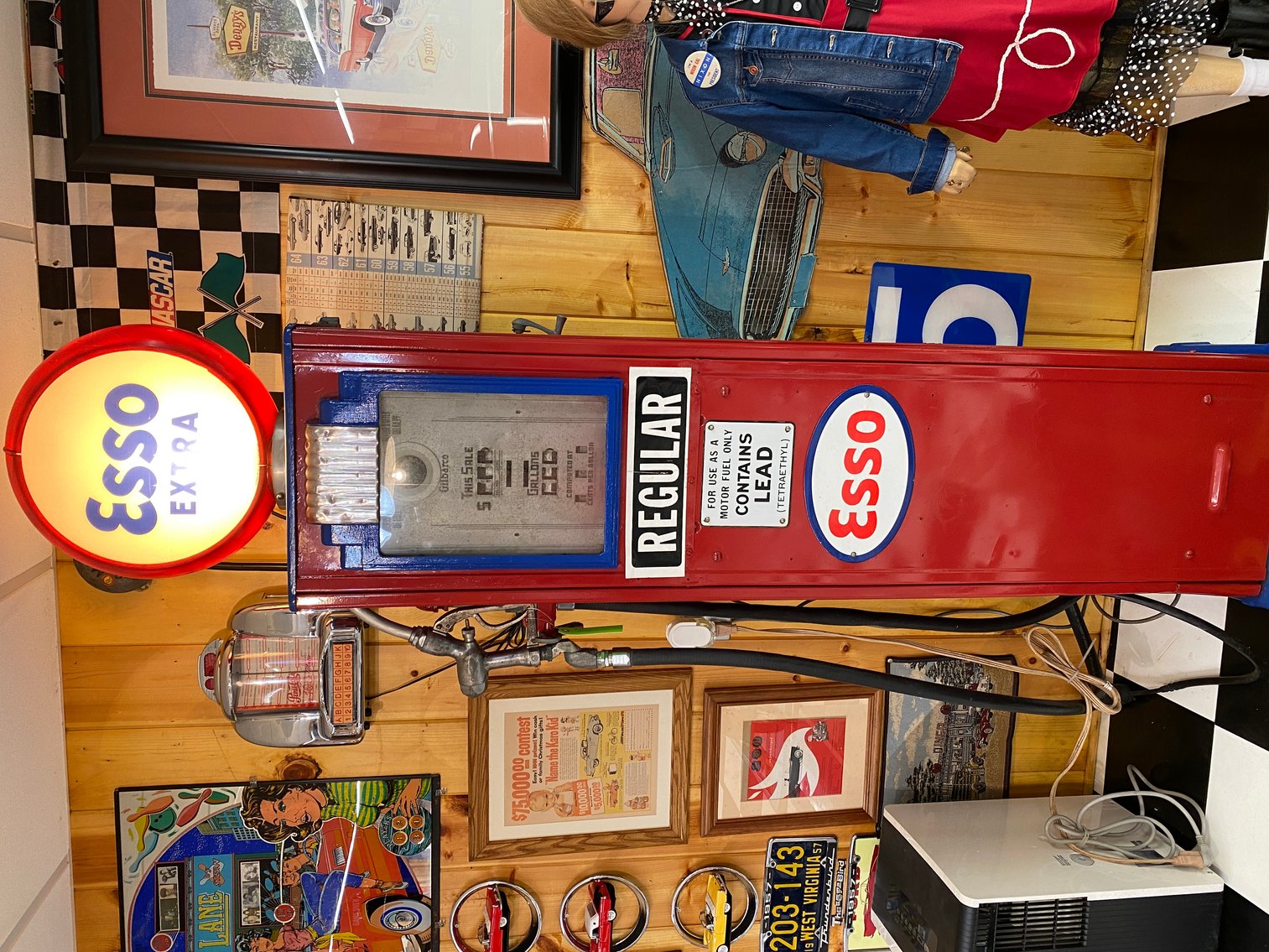 Image for Shinnston, WV – Over 600 Lots! Live Antique Auction with additional online bidding, Collector Cars & Motorcycle, Advertising, Children’s Items, and More!