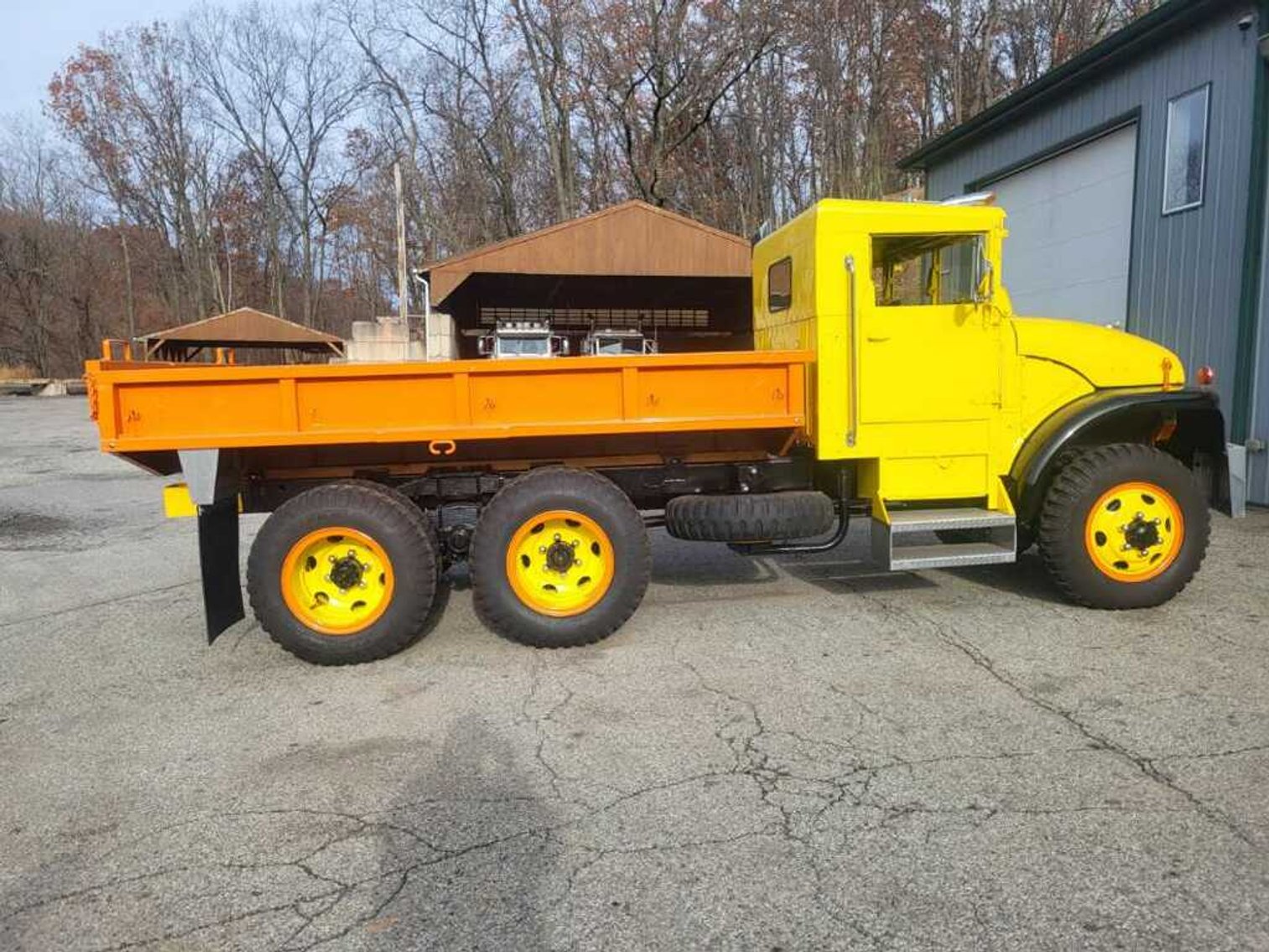 Image for Shinnston, WV – Over 600 Lots! Live Antique Auction with additional online bidding, Collector Cars & Motorcycle, Advertising, Children’s Items, and More!