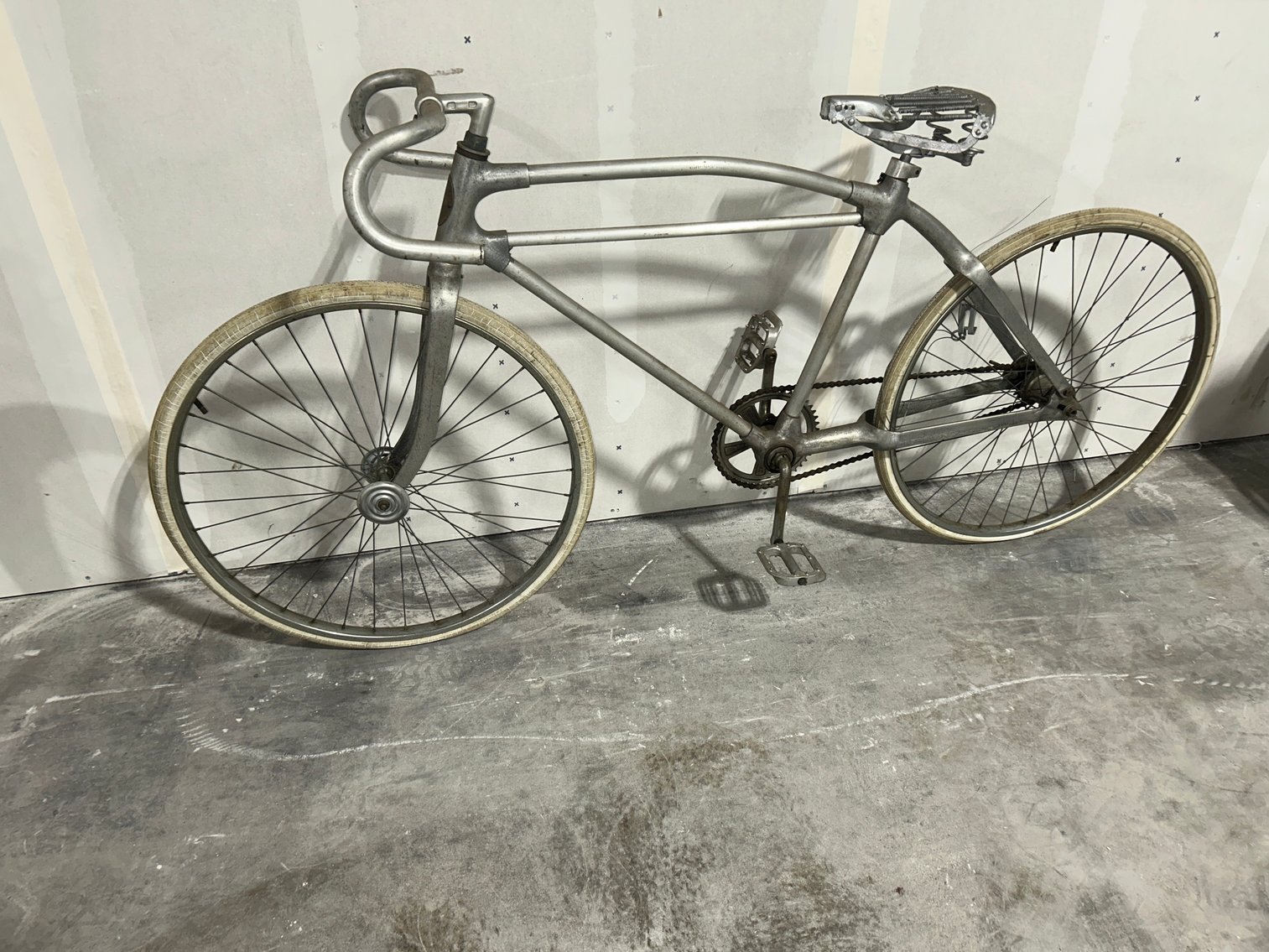 Image for Washington, PA - Vintage Automotive, Hot Rods, Tools, Collectibles Auction Featuring Rare Parts, Shop Equipment, & Classic Memorabilia