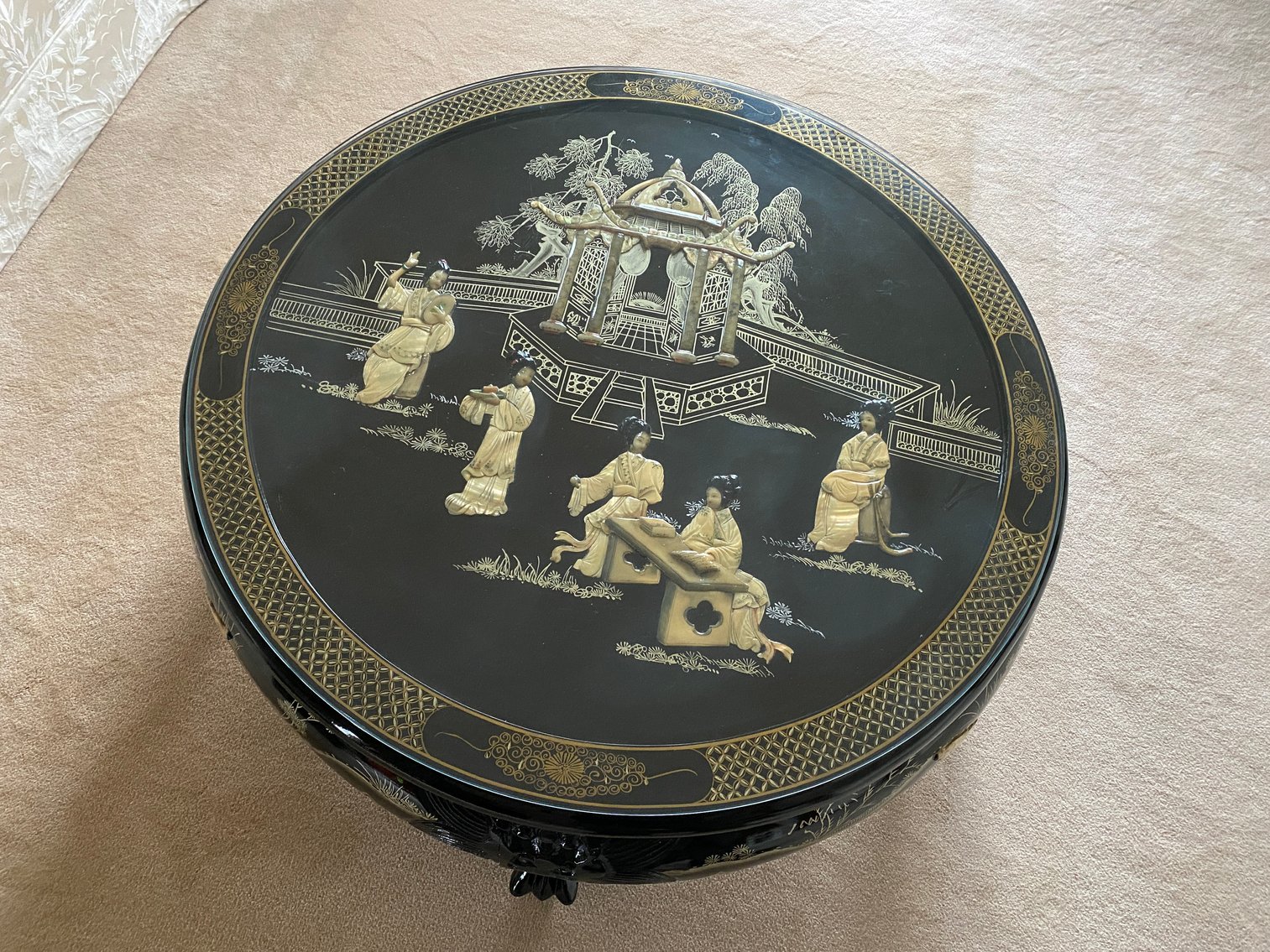 Image for Uniontown, PA -- Oriental style Furniture, Quality Bedroom suites, Curio cabinets, Sofas, Chairs, Dining Room suite, Tables, Lamps, Patio Furniture. Framed Artwork, Lladro, Household items