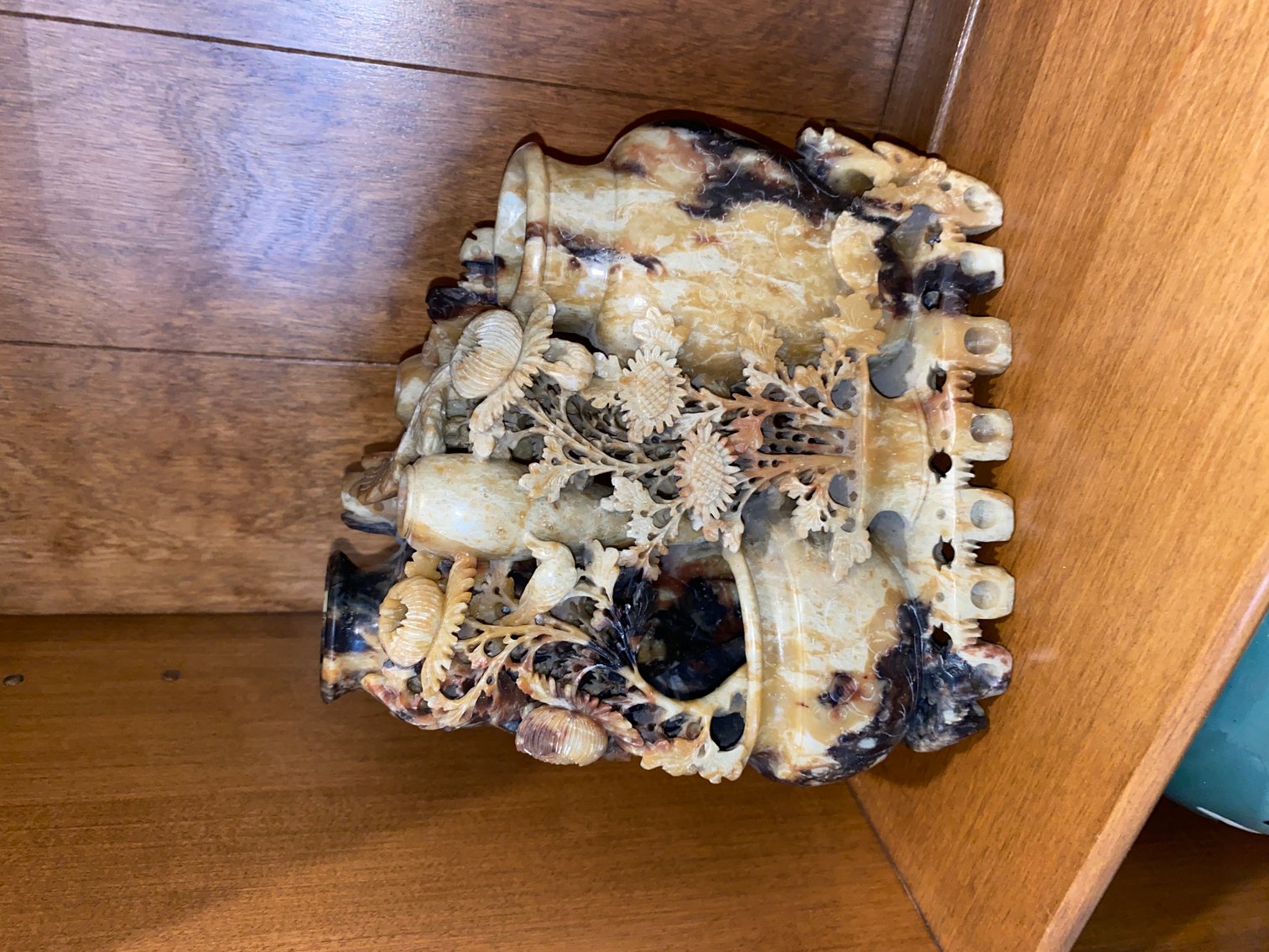 Image for McMurray, PA – One of a Kind Auction: Bronze Sculptures, Turquois, Surveyors Transit, Artwork, Steeler Memorabilia, Sterling Jewelry, Watches, Post Cards Many with Stamps, Cobalt Blue, Soapstone, Furniture and Much More!