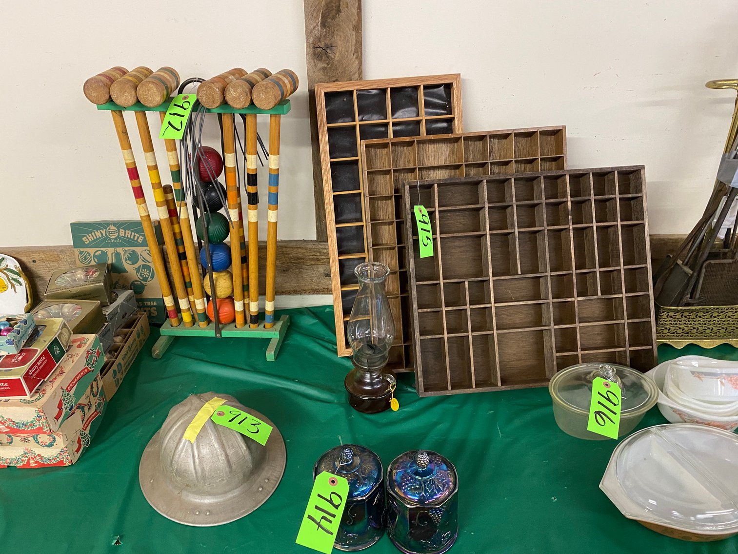 Image for Jane Lew, WV – Online Only Loads of Glassware, Antiques, Household, Seasonal Decorations