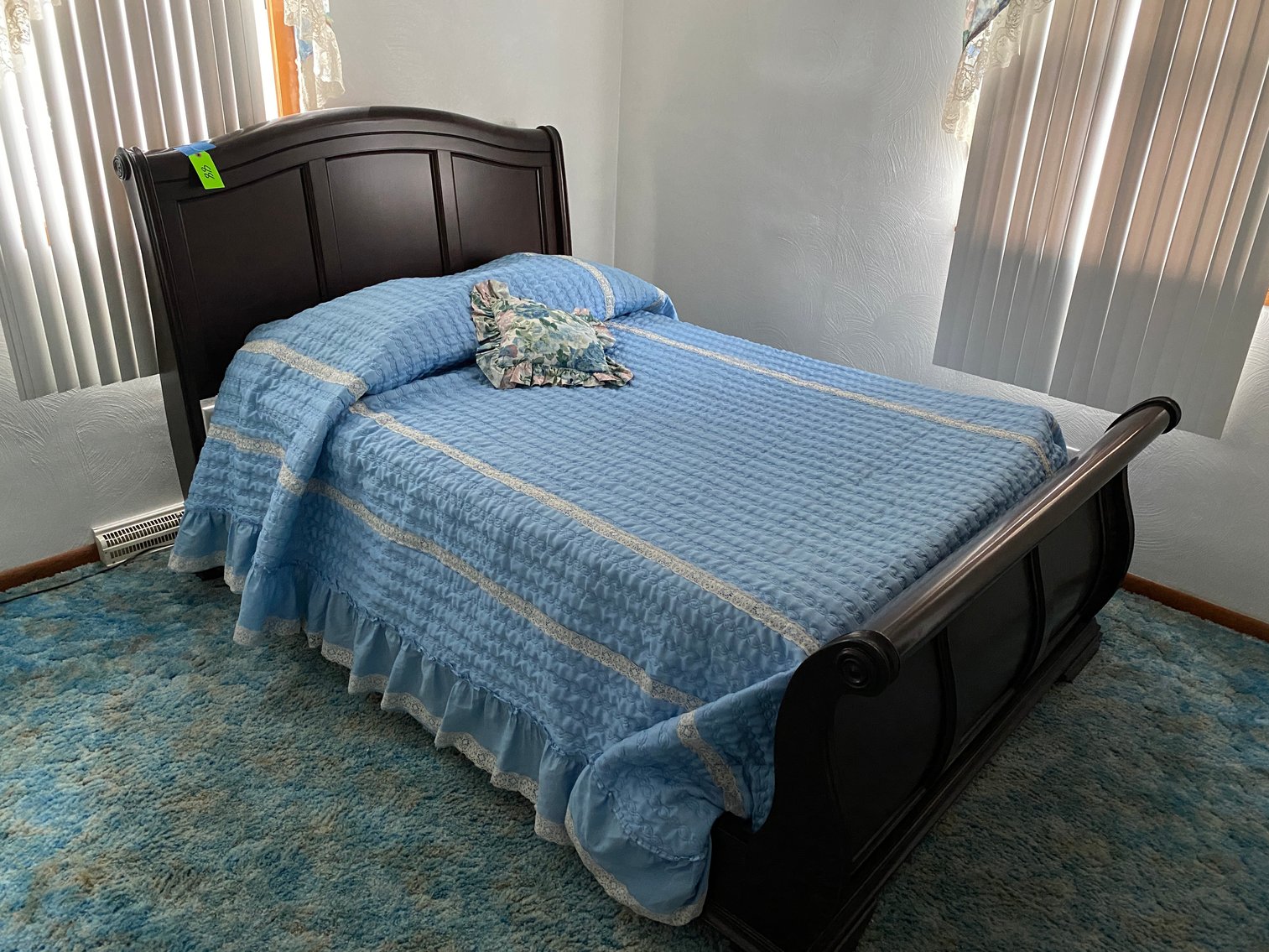 Image for Connellsville, PA -- 2013 Dodge Ram 1500, Furniture, Appliances, Tools, Riding mower, Snow Blower, Gun Safe, Household items, Blow Molds, Lift Chair, Mobility Chair, More!