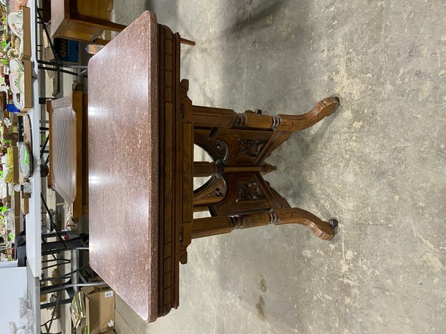 Image for Shinnston, WV -- 500+ LOTS, Antiques, Glassware, Antique Furniture, Collectibles, Vintage Items