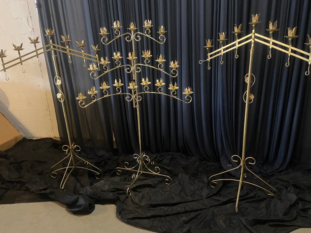 Image for Ansted, WV – Flower Shop Materials and Decorations, Coolers, Christmas Wreaths, Candle Holders, Retail Store Racks and More!