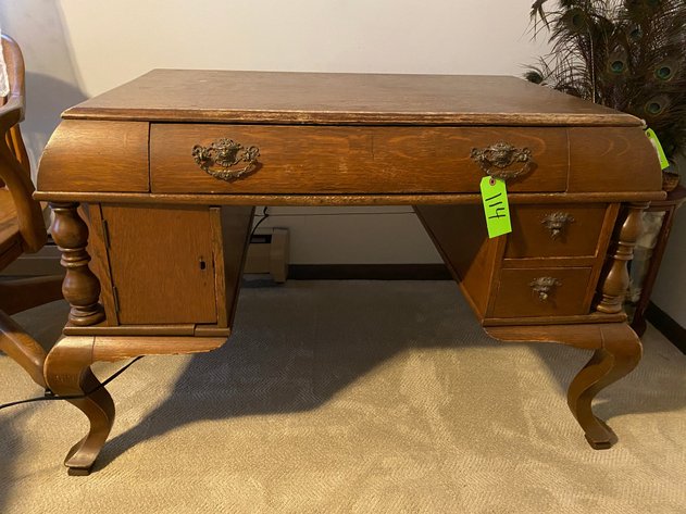 Image for Smithfield, PA - Quality Clock Collection, Furniture & Bedroom Sets, Antiques, Primitives, Vintage Barbie, Glassware, Toys, and Household Items