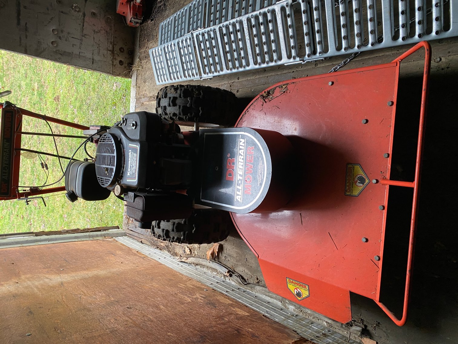 Image for Tunnelton, WV -- Equipment & Estate Auction – GMC Sierra, F-550 Utility Truck, Zero-Turn Mowers, Shipping Containers, Boats