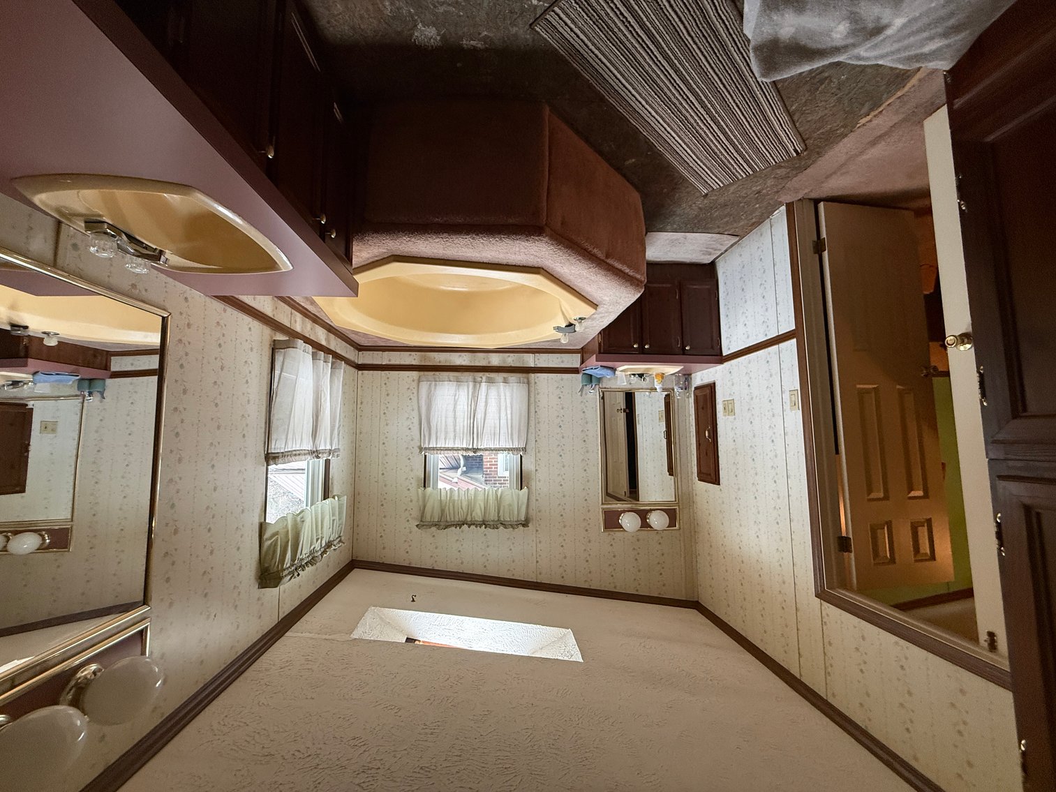 Image for Danville, WV – 3 Bedroom Doublewide that Must Be Moved: Perfect for Home, Rental, or Weekend Retreat!