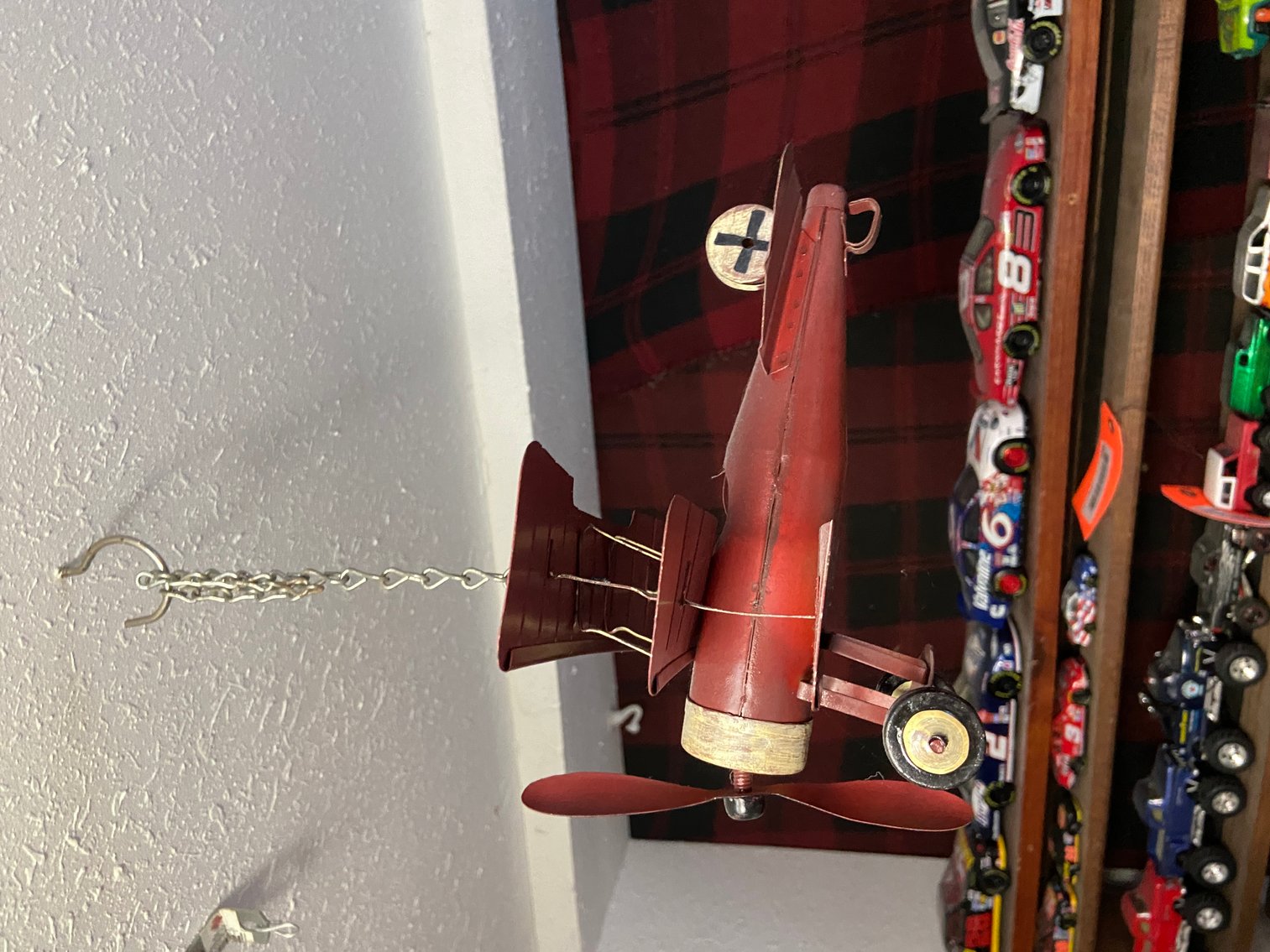 Image for Hurricane, WV -- Ford Explorer, Lamps, Tools, Furniture, Antiques, and MORE!