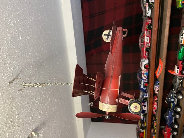 Image for Hurricane, WV -- Ford Explorer, Lamps, Tools, Furniture, Antiques, and MORE!