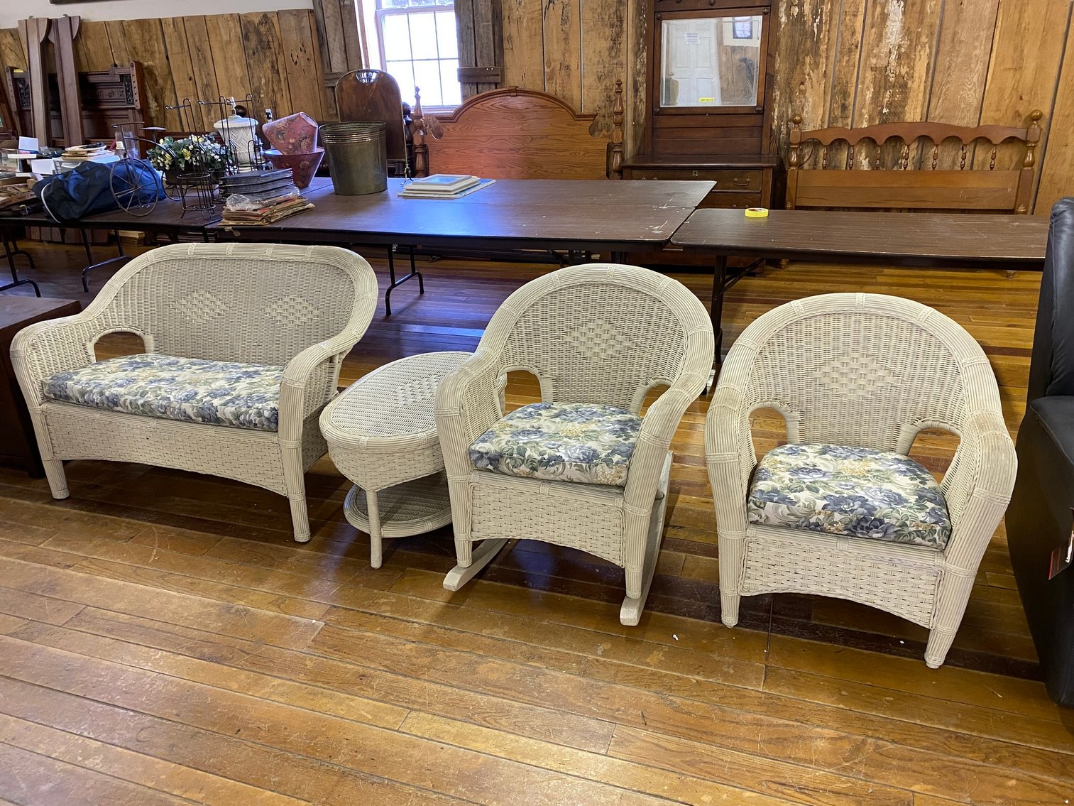 Image for Jane Lew, WV - Mahindra Tractor, H-D Motorcycle, Antiques, Furniture, Lawn Equipment